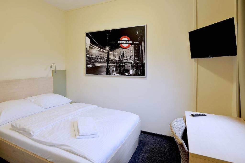 Best Deal Airporthotel Weeze Habitación foto