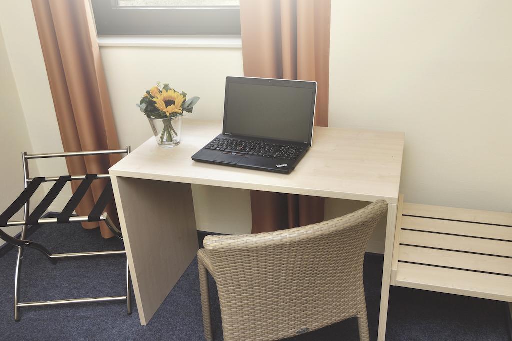 Best Deal Airporthotel Weeze Habitación foto