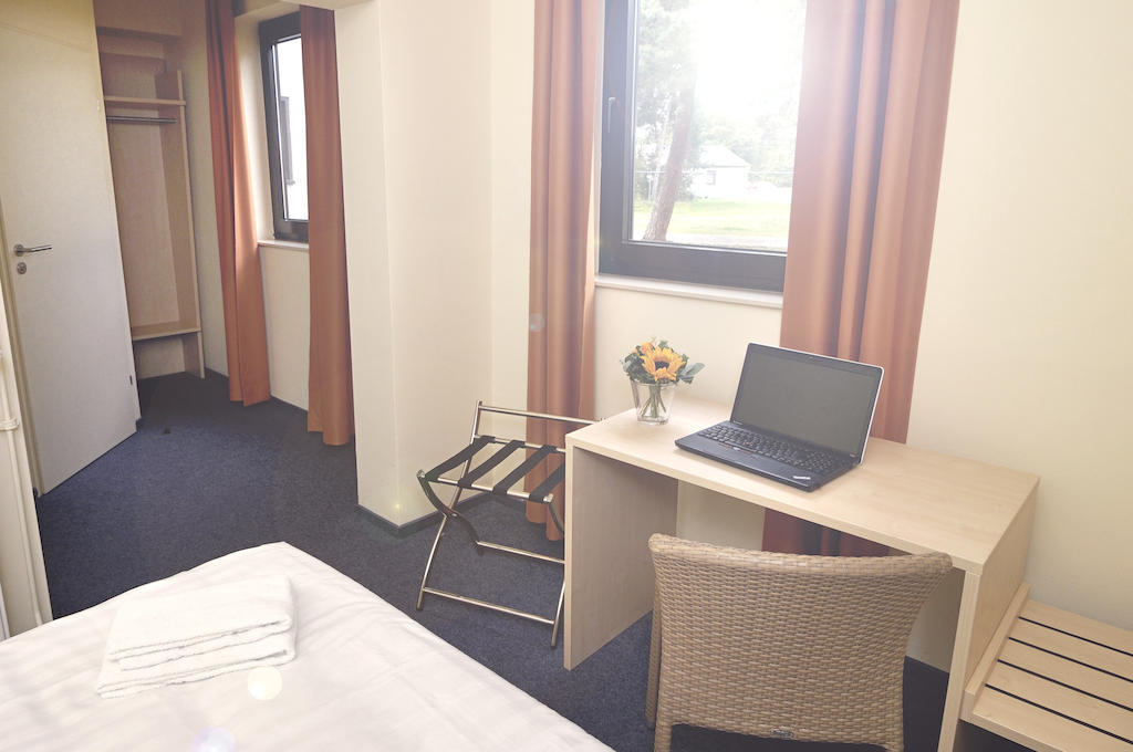 Best Deal Airporthotel Weeze Habitación foto
